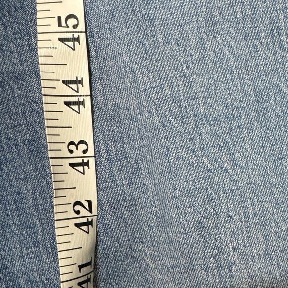 J. Crew High Rise 90s Classic Straight Distressed Blue Jeans in Rouses Wash 27 - Picture 8 of 16